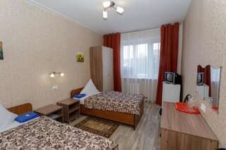 Гостиница Взлет Ахтубинск Двухместный номер эконом-класса с 2 отдельными кроватями-4